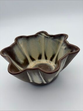 Vintage Frankoma Pottery Fluted Bowl/Planter, 1960s